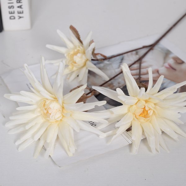 Simuleringsblomma Simulerad Vit Krysantemum 3st