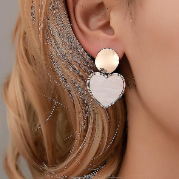 örhängen Geometric Heart Hollow Round Metal Pendant Ear Studs For Party