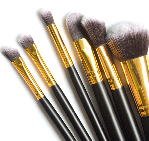 Sæt med 12 sorte makeupbørster,