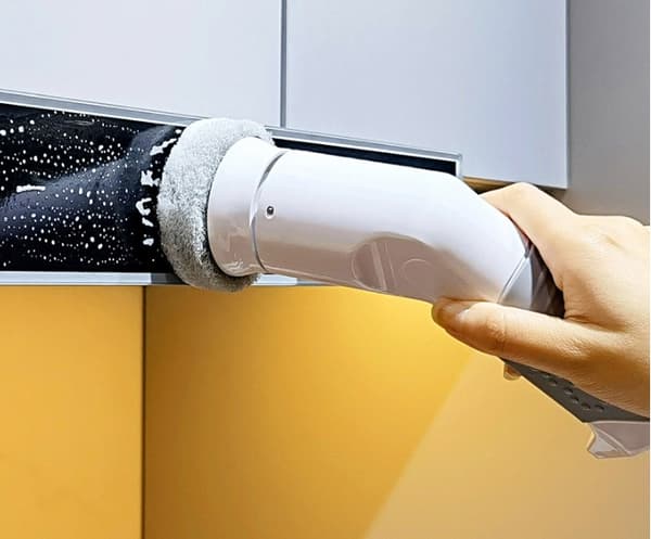 Grå kökshandhållen elektrisk diskborste, multifunktionell borste för rengöring av spår
