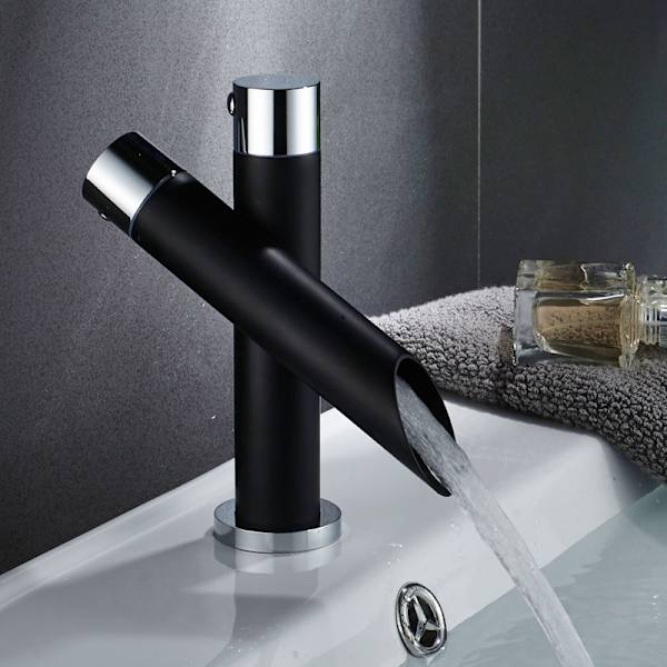 Badekarbatteri Matt Svart Vaskefall Vask Enkelt Håndtak Mikser Kran Moderne Design Messing