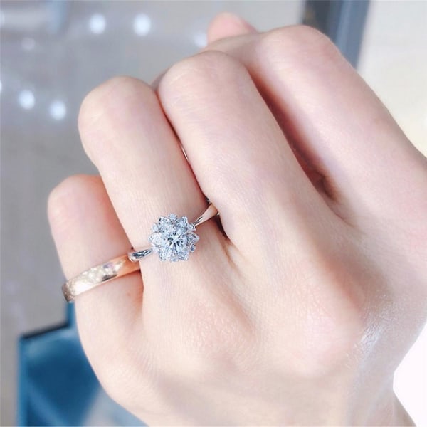 Luxury Floral Rhinestone Finger Ring Women Wedding Engagement Bridal Jewelry