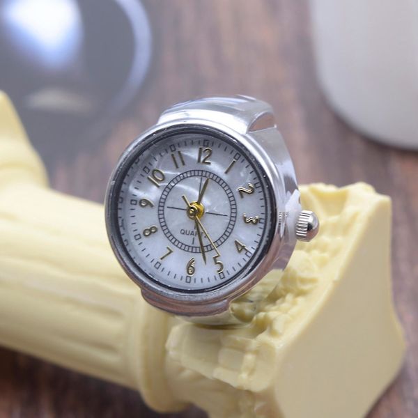Dekorativ Klockring med Klar Urtavla, Smycke Klocka Kvarts Analog Finger Ring Klocka för Vuxen Golden 1