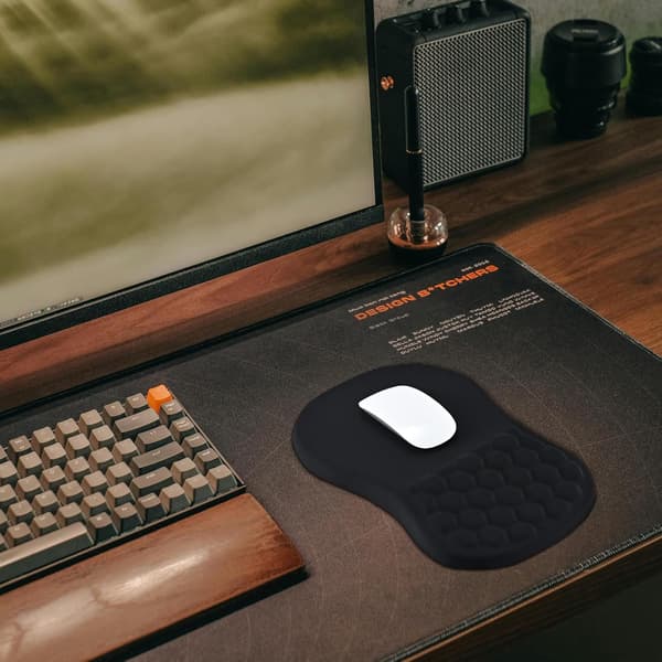Gamingmusemåtte med massagedesign, vaskbar musemåtte, ergonomisk musehåndledsstøtte, skridsikker PU-base