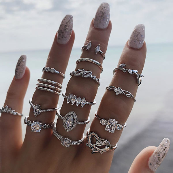 15 st/set Dam Bohemiska Rhinestone Stackbara Fingerringar Smycken Present För Dagligt Bruk