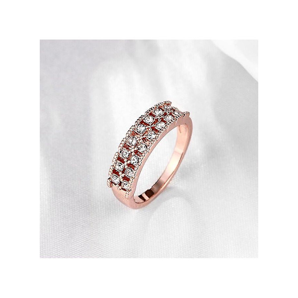 Motebefinnende Nytt Skinnende Enkel Ring Akr0126