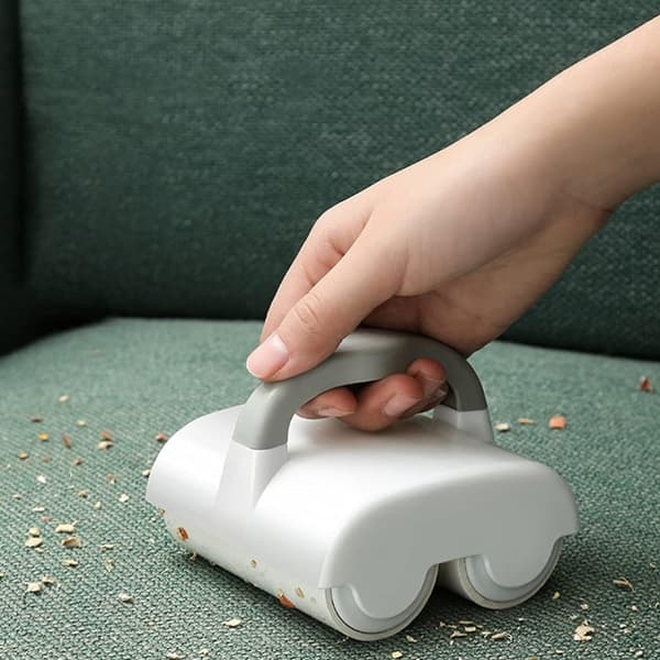 1 stk. (Hvit) papirkjerne med erstatningslim for teppehår