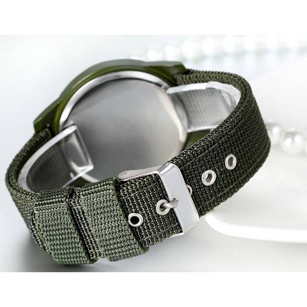 Herrar Militär Armé Pilot Aviator Stil Utomhus Sportklocka Tyg Canvas Rem Armbandsur