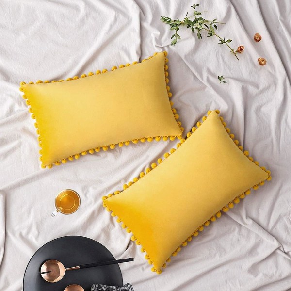 2-pack Sammetskuddfodral med Pompom Dekorativa Kuddfodral Solida Mjuka Kuddfodral med Pompoms Kvadratiska för Soffa Sovrum Bil 18x18 tum Da 12 x20 Lemon Yellow