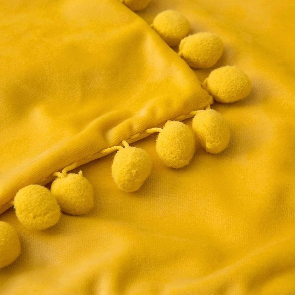 2-pack Sammetskuddfodral med Pompom Dekorativa Kuddfodral Solida Mjuka Kuddfodral med Pompoms Kvadratiska för Soffa Sovrum Bil 18x18 tum Da 16 x16 Lemon Yellow