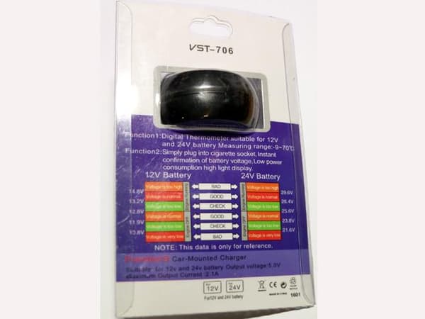 Voltmeter Temp + USB 5V laddare 4-30V DC bil, båt, husbil, husvagn Svart