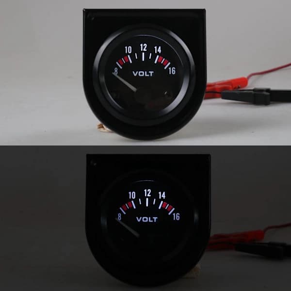 Universal analog 12V 2-tums 52mm voltmeter, auto-range 8-16V, svart LED-indikator.
