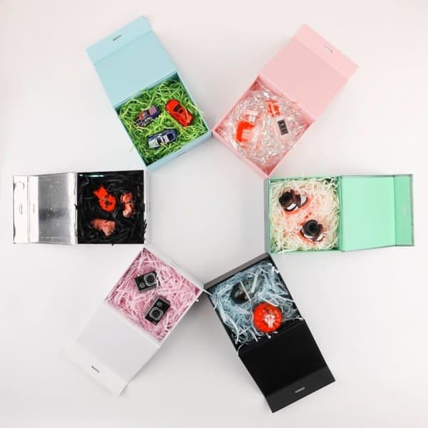 150 g vitt raffia strimlat papper - presentkorgsfyllning, festdekoration och förpackning (förpackning)