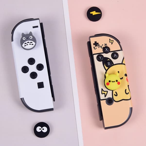 Tommelfingergrebbeskyttere kompatible med Nintendo Switch Lite, bløde silikone joystickbeskyttere, 4 stk (Totoro)
