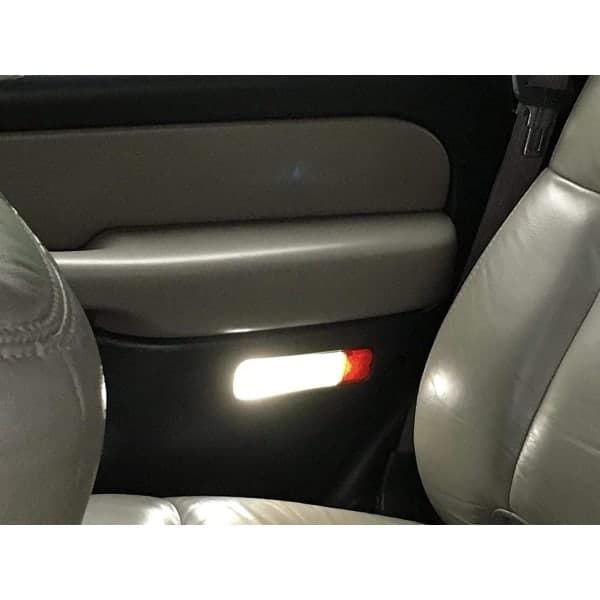 10 stk hvite T10 3030 2SMD LED bilpærer (hvitt lys)