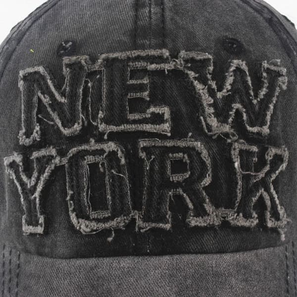 Broderte baseballcaps med slitte hull, falmede hatter GRÅ grå grey
