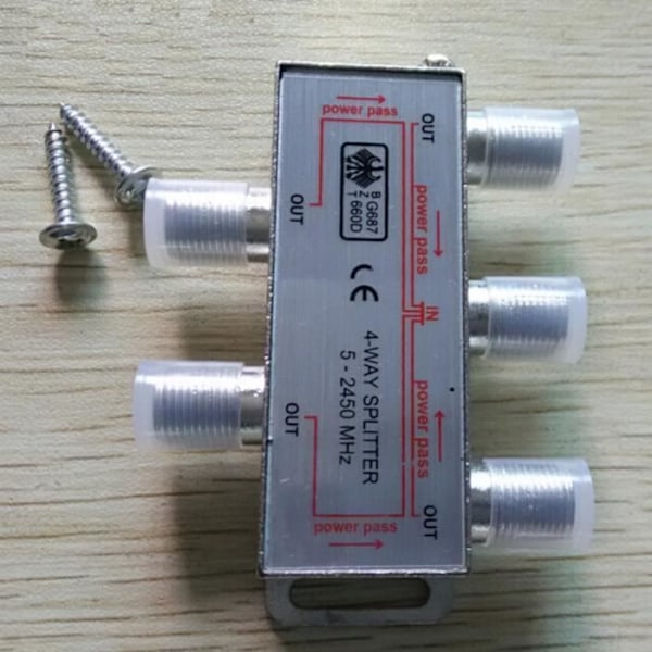 4-vägs satellitkabelsignaldelare 5-2450 MHz
