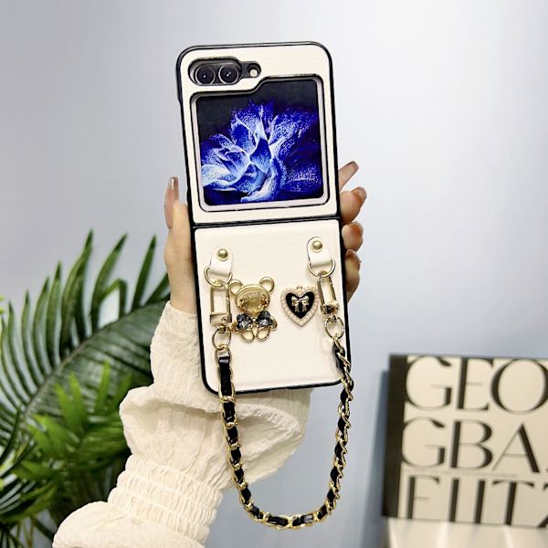 Söt Cartoon Metal Bling Bear And Love Heart Case för Samsung Galaxy Z Flip 5 med rem Armband Blue