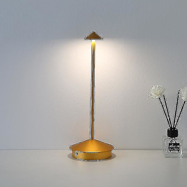 Uppladdningsbar bordslampa Creative Dining Touch Led Hotel Bar Coffee Pina Pro Bordslampa Lampada Da Tavolo Dekorativ skrivbordslampa Gold