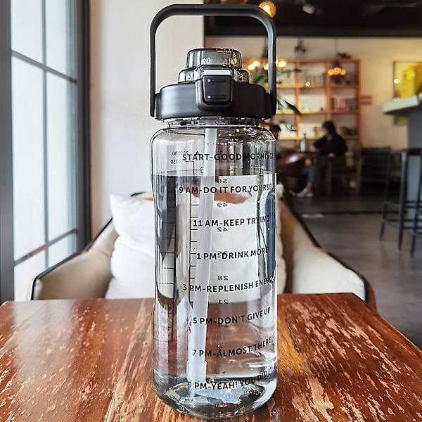 2000 ml vattenkopp med stor kapacitet hona med sugrör Tidsskala Sport utomhus sommar vattenflaska Plast vattenflaska#xmgwl001 Black 2000ML