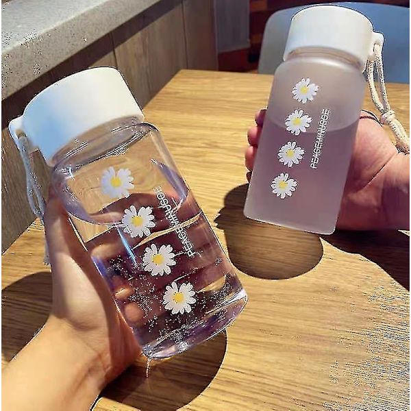 500ml Small Daisy Transparent plast vattenflaskor Bpa Free Creative Frostad vattenflaska med bärbart rep Travel Tea Cup Ns2 Frosted 1 Daisy
