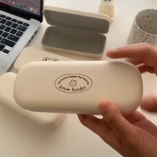 Case Glasögonförvaringslåda - on stock 3
