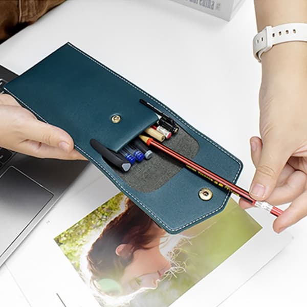 Case Pencil bag BLACK - varastossa black