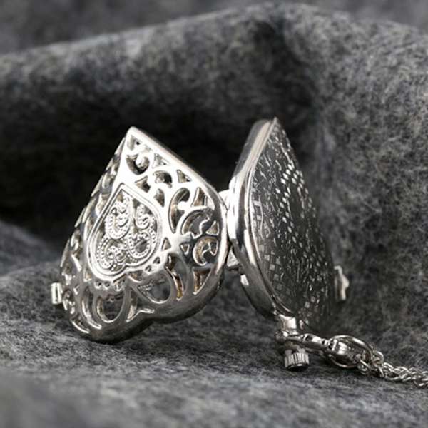 Heart Pocket Fob Kellot - varastossa 2