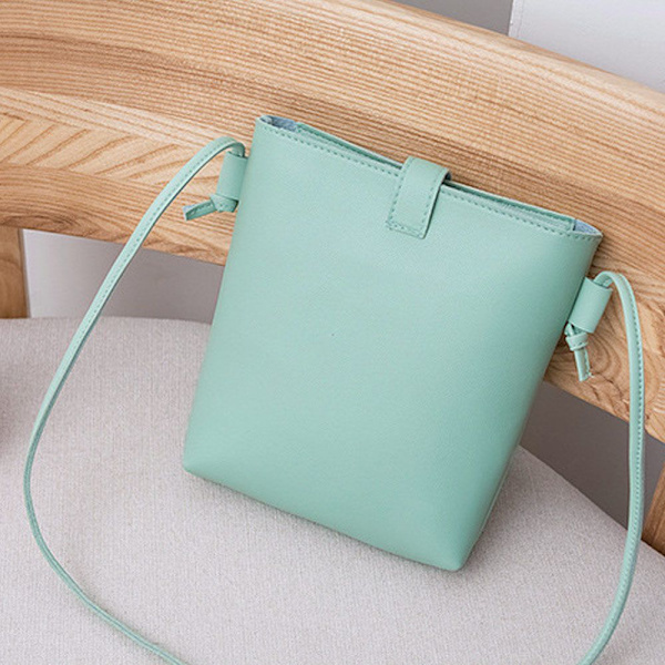 Naisten pieni olkalaukku Matkapuhelinlaukku Crossbody MUSTA - high quality black