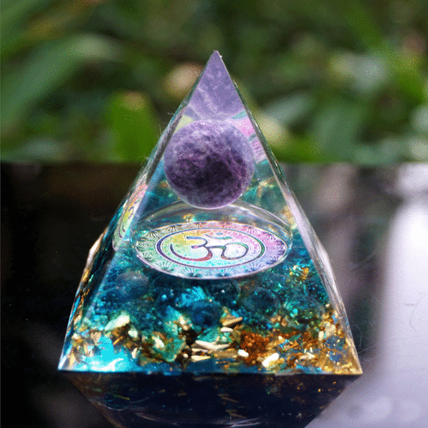 Orgone Pyramid Positiv energigenerator C - stock