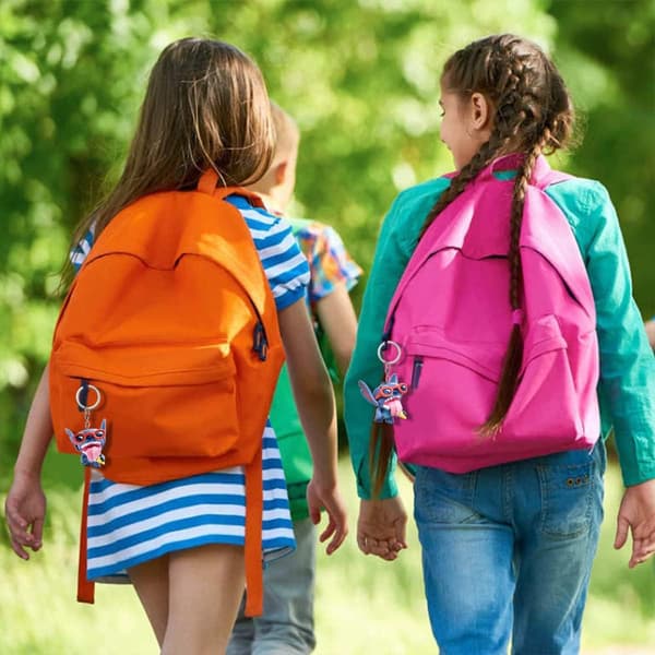Stitch avaimenperä - Auto hahmo avaimenperä Sarjakuvahahmo avaimenperä - varastossa