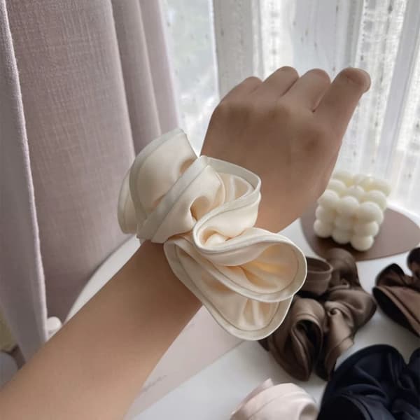 2 st Elastiska hårband Oversized Scrunchies - spot försäljning 6