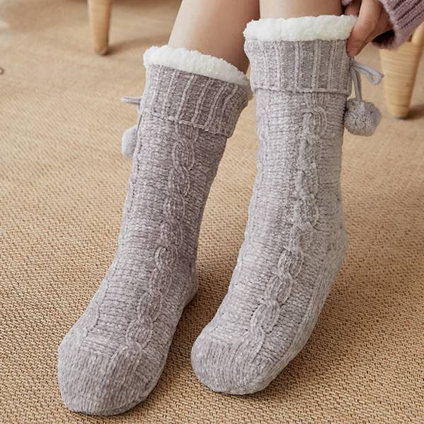 Dam Fuzzy Socks Mjuk vinterstrumpa Stuffs Julstrumpor - on stock light grey