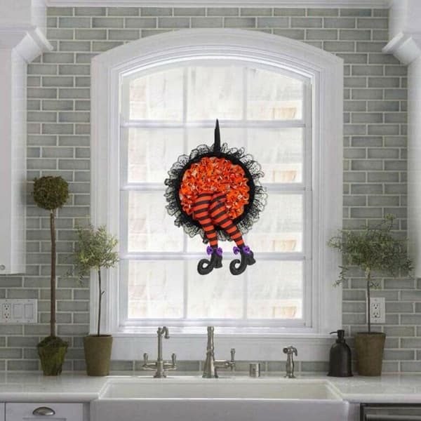 Creative Halloween Witch Legs Design Wreath Rustic Simple Decor - varastossa purple