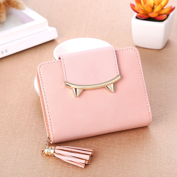 Muotitrendi Tofs lady pitelee käsilaukkua - spot-myynti Light pink
