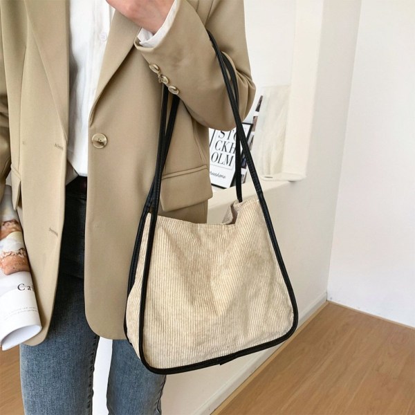 Kvinnor Corduroy Axelväskor Mjuk plysch Handväskor - stock khaki