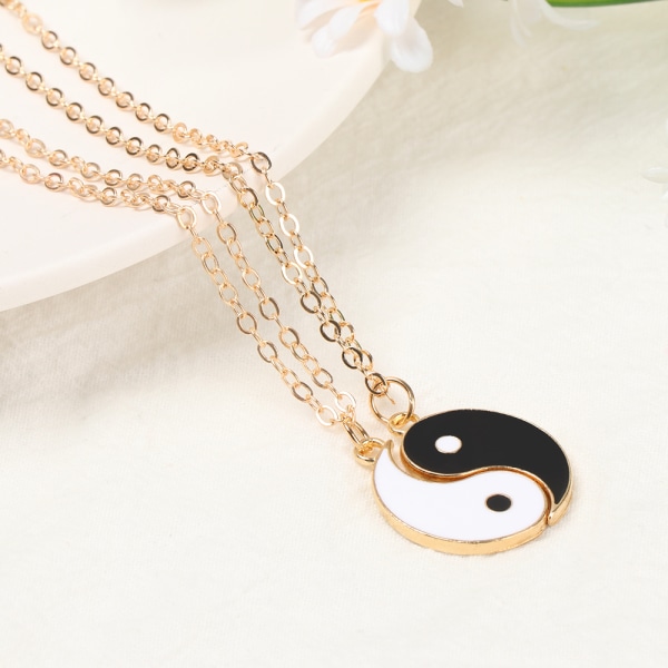 Par Halsband Yin Yang Charm Hänge - on stock