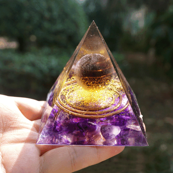 Orgone Pyramid Positiv energigenerator STYLE4 - high quality