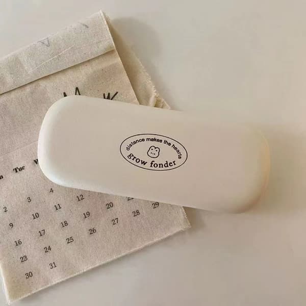 Case Glasögonförvaringslåda - on stock 3
