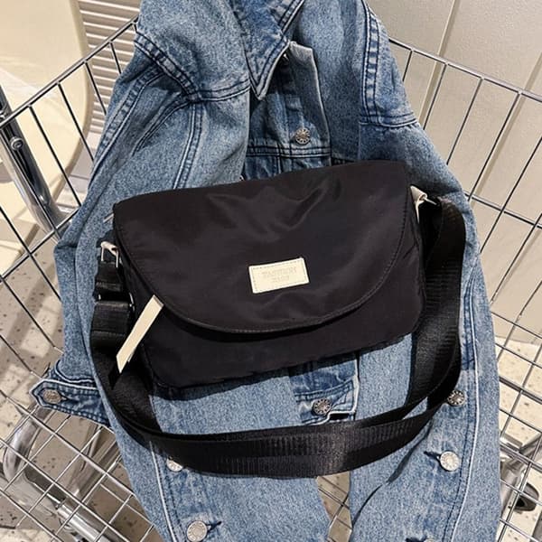 Axelväska Crossbody-väskor RÖD - stock red