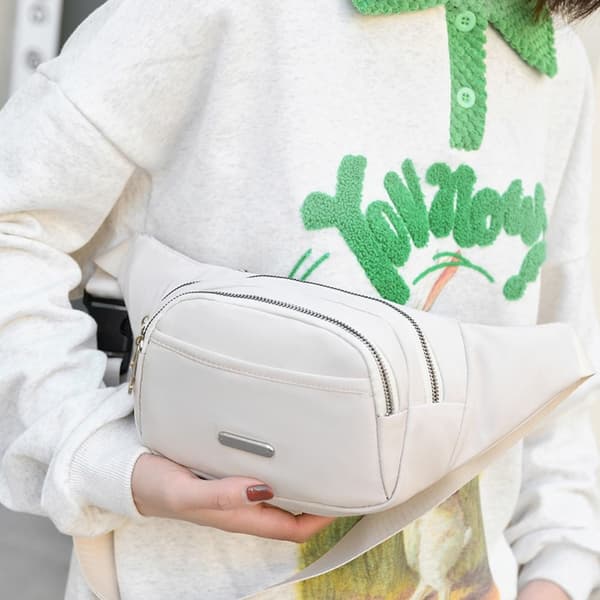 Midjeväska Fanny Pack - on stock 4