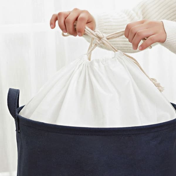 Säilytyspussi Vaatekassi MUSTA - varastossa