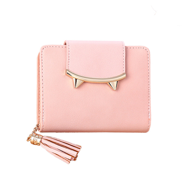 Muotitrendi Tofs lady pitelee käsilaukkua - spot-myynti Light pink