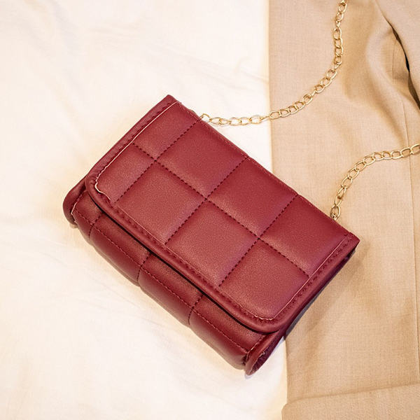 Olkalaukut Messenger Bag RED - varastossa red