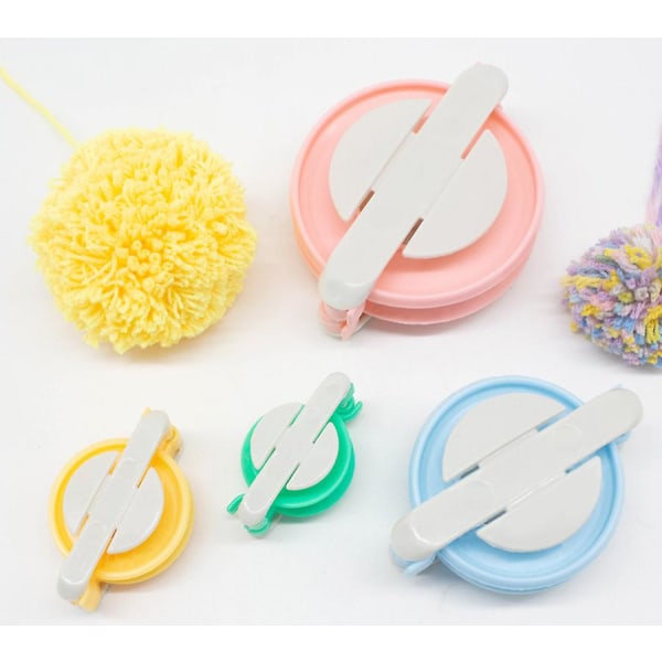 4 stk Pompom Maker for håndverk Fluff Ball Weaver Kit for barn og voksne