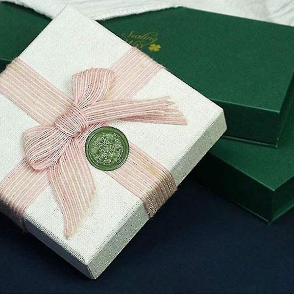 Sininen riikinkukko eurooppalaistyylinen retro valtikkotulen maalauspainatus, vintage vaha sinettileima sinettivahalla, vaha sinettimurut lahjapakkauksessa.