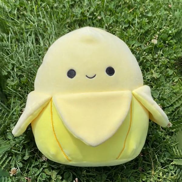 Squishmallows 19 cm, Junie keltainen banaani