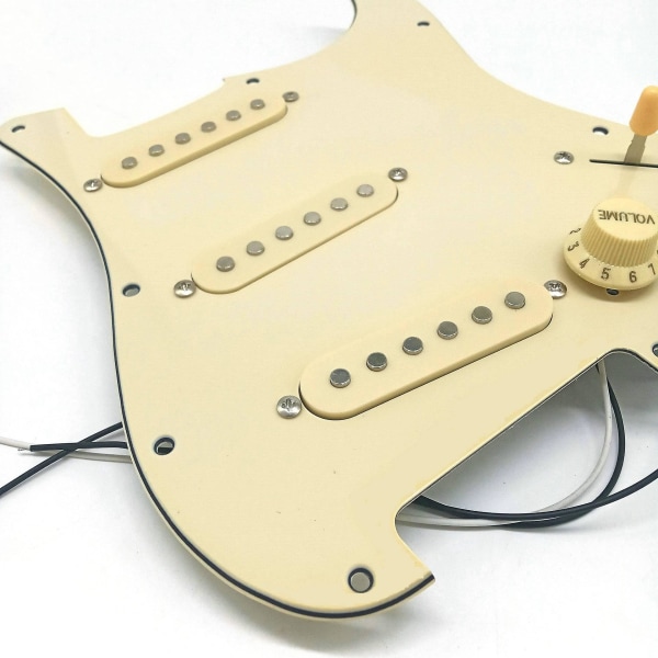 Elektrisk gitarr Pickguard Pickuper Laddade förtrådad skrapplatta Sss Gul