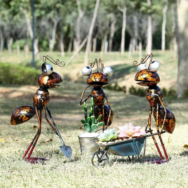 Metal Ant Garden koristeellinen veistospiha nurmikko