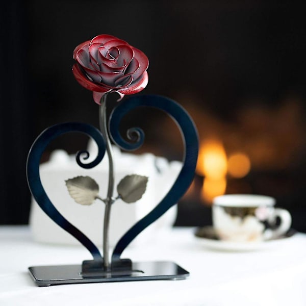 Gave håndsmedet smedejern rød metalrose med hjerteformet stativ